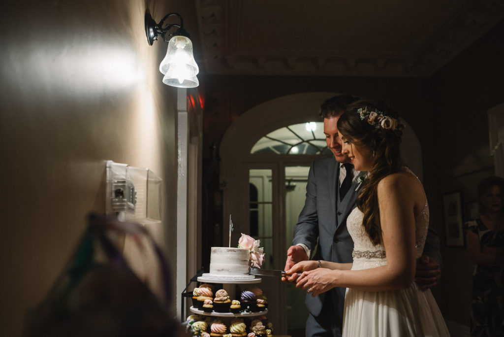 cutting the cake photo