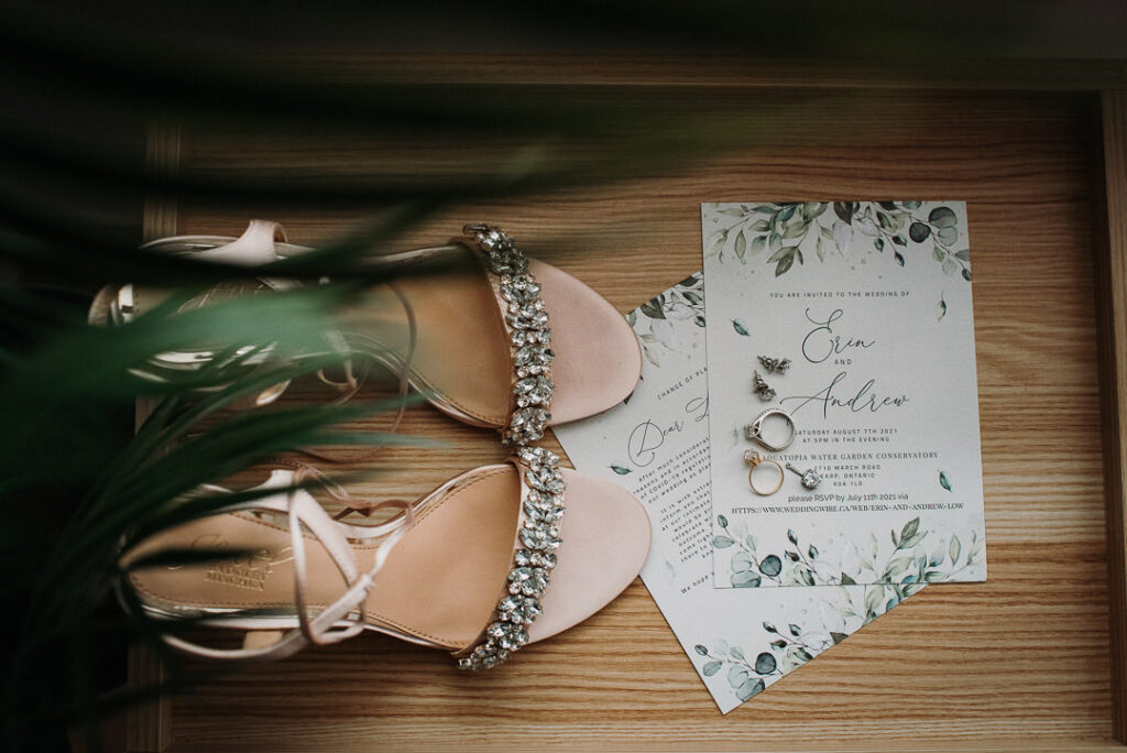 bride wedding detail photo for wedding at aquatopia